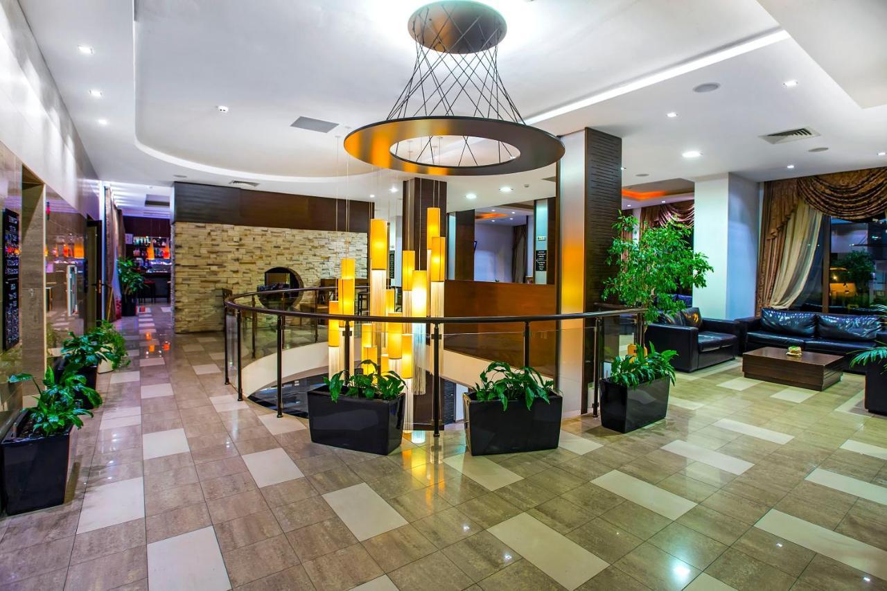 Murite Park Hotel 라즐로그 외부 사진